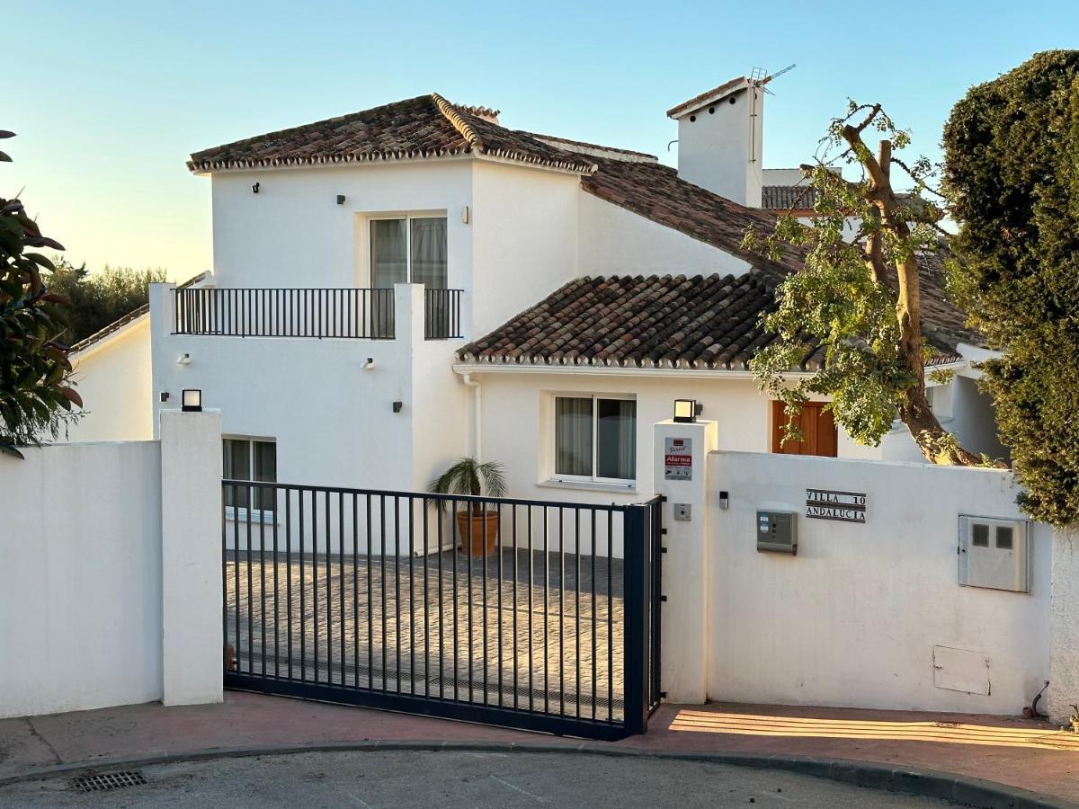 Luxury Villa Andalucia Seaview Private Pool Close To Centre Benalmadena Exterior photo